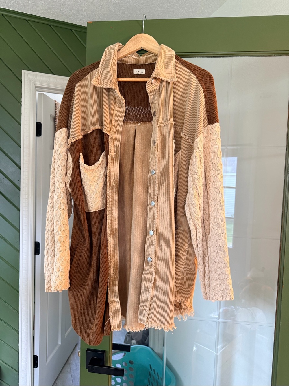 POL Two-Tone Corduroy & Cable Knit Shacket — Cream & Brown L